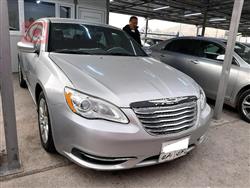 Chrysler 200
